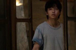 揭秘狗仔什么时候可以走（探讨狗仔追踪工作中的法律边界和职业道德）