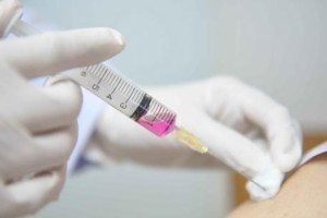 以个子矮打什么针？（探讨个子矮的人是否需要注射生长激素以提高身高）